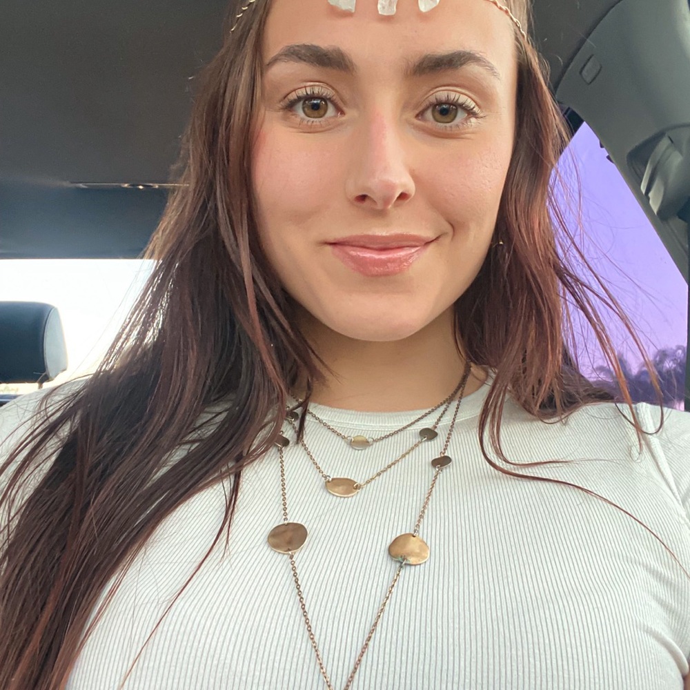 Meet your Posher, Emma joy